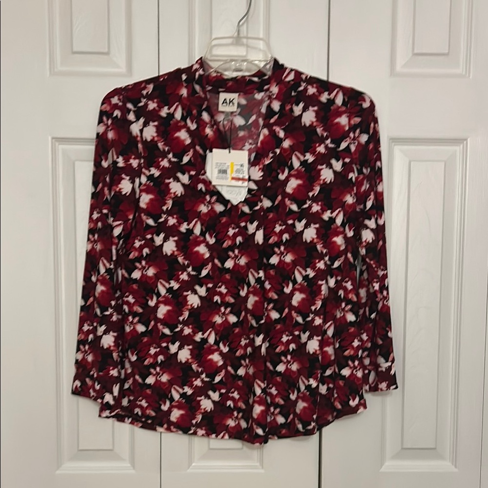 Anne Klein Red 3/4 Sleeve Buttoned Blouse